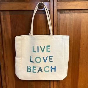 LIVE LOVE BEACH Tote